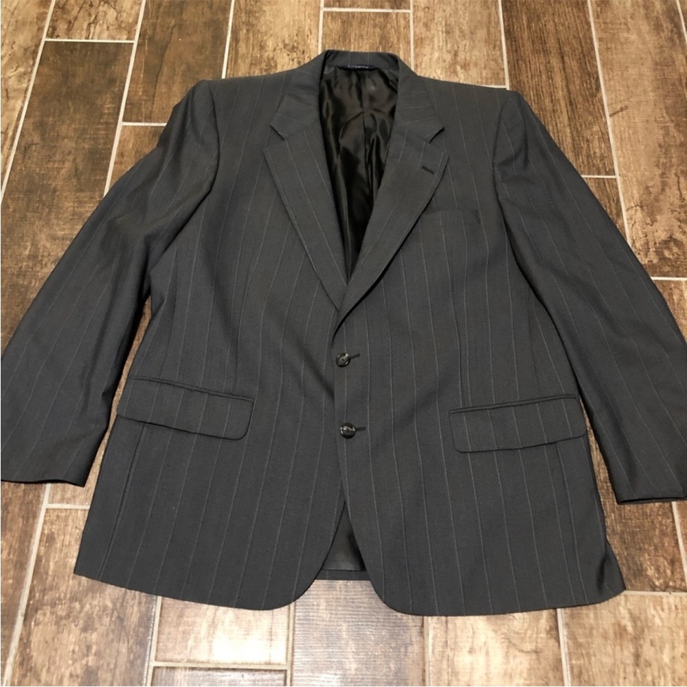 Burberry’s Vintage Wool Suit Blazer